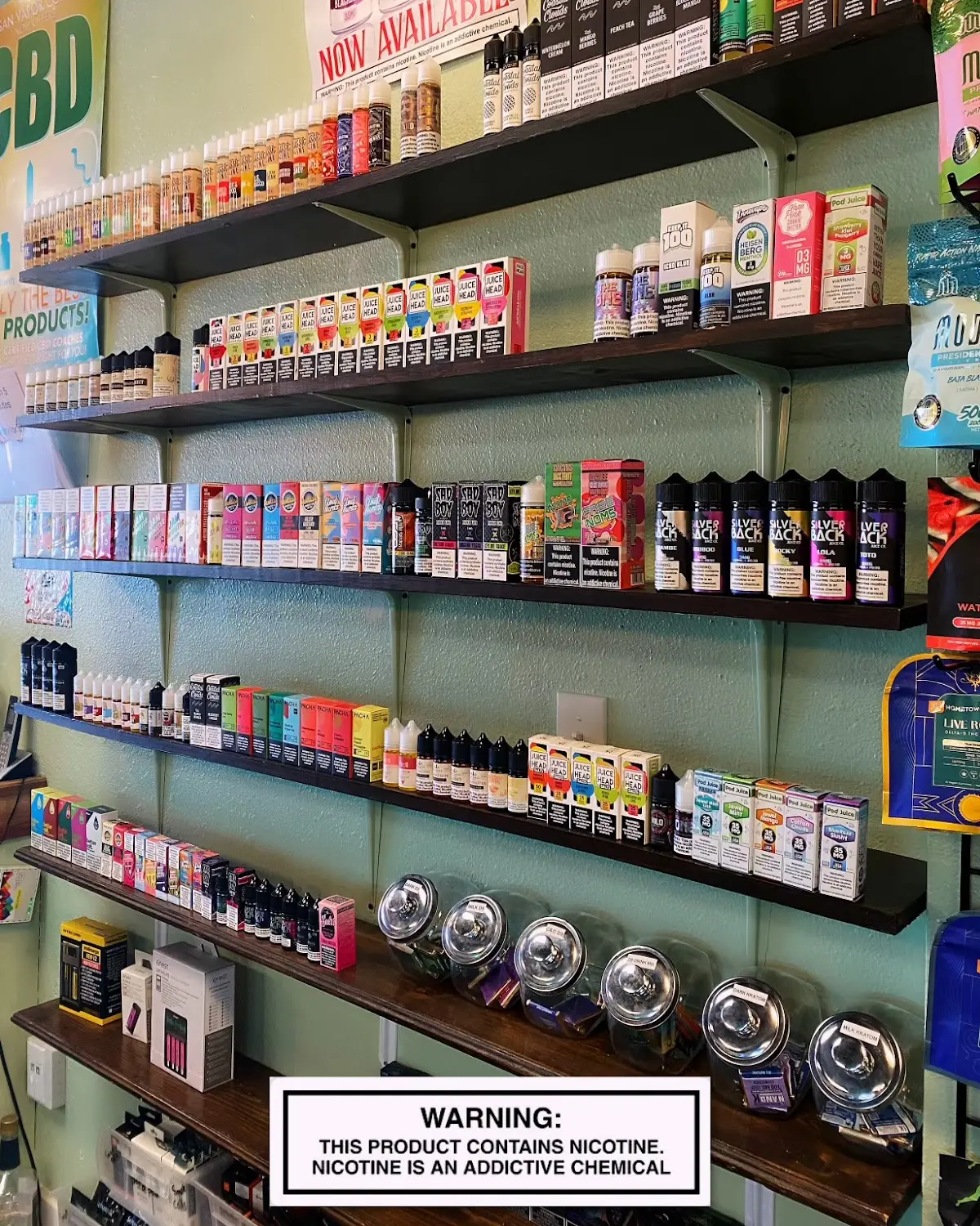 Image of Artisan Vapor & CBD Collins | Vape Shop | Smoke Shop | Delta 8 THC | THCA | Geek Bar | Hometown Hero | 3Chi | Kratom