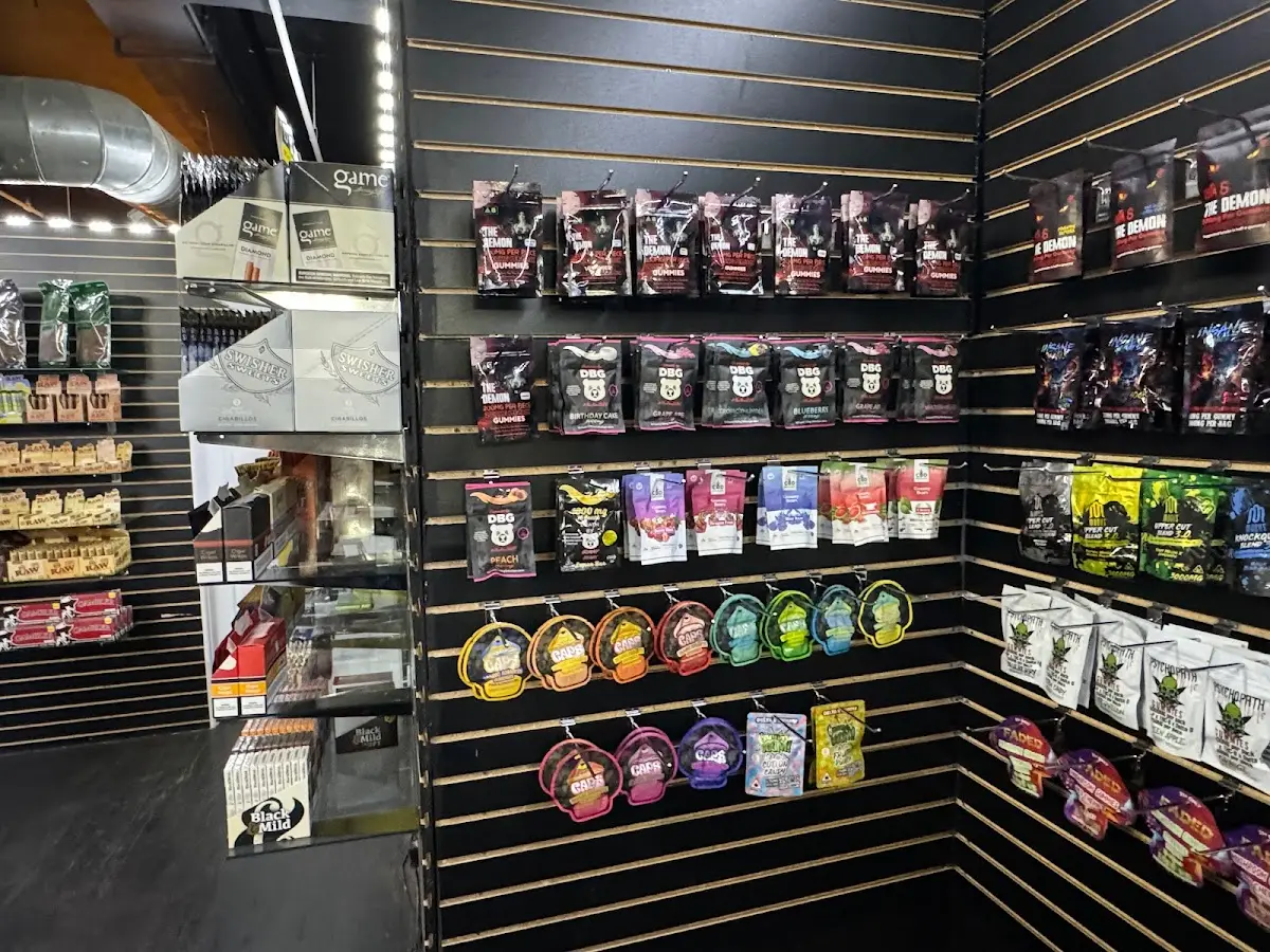 Image of Mr-Puff Smoke Shop - Covington