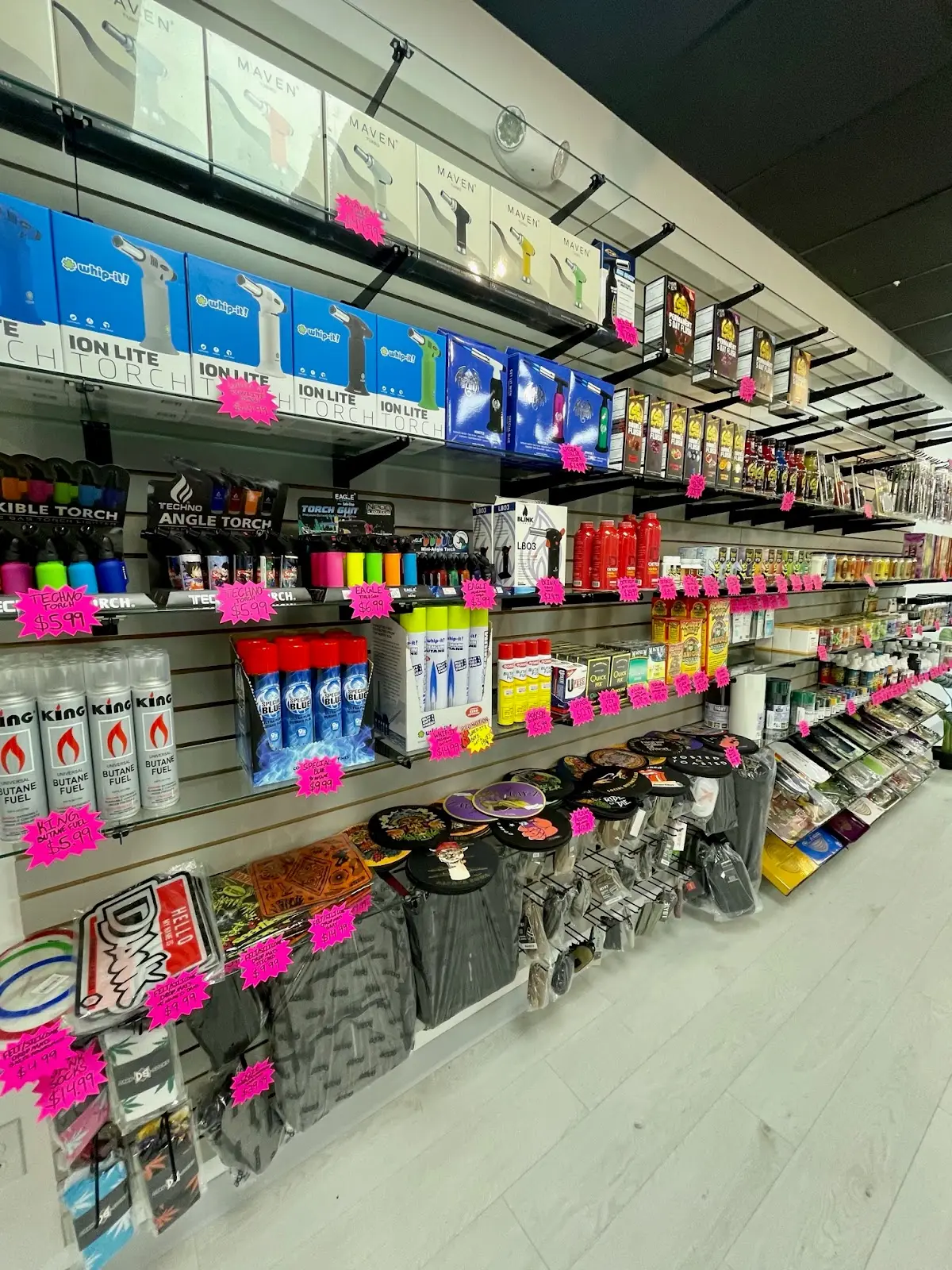 Image of PUFF LOVE - Smoke Shop