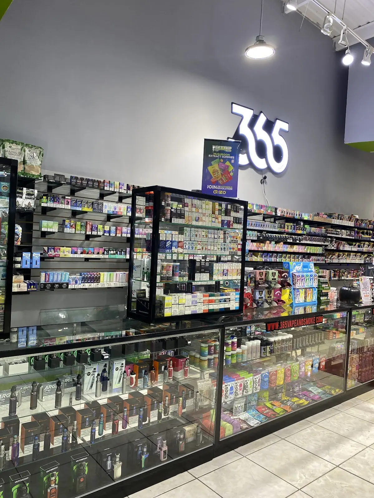 Image of 365 SMOKE VAPE SHOP
