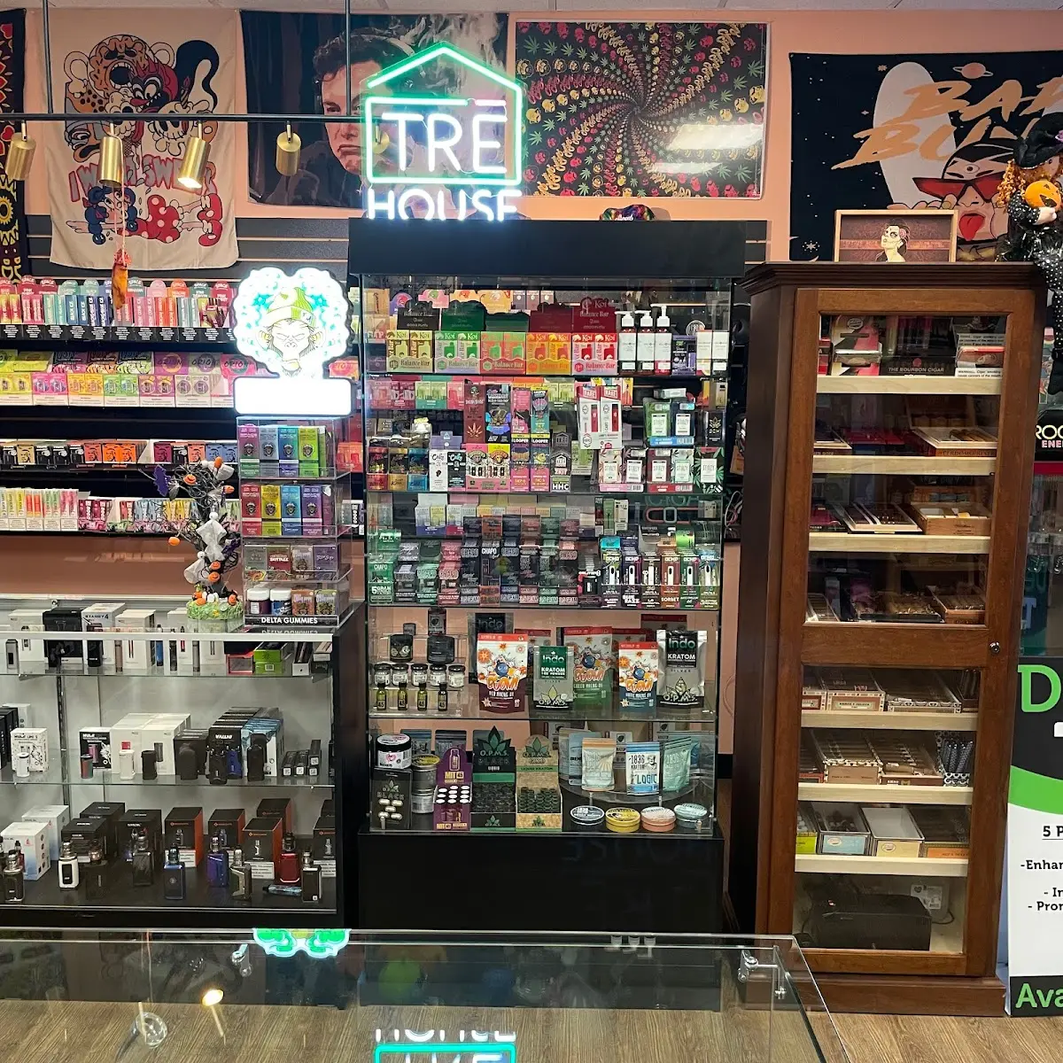 Image of Laredo Smoke shop