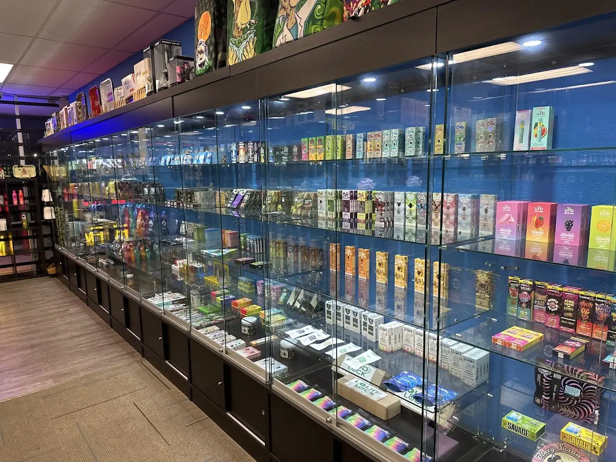 Image of NEIGHBORHOOD SMOKE VAPE CBD SHOP